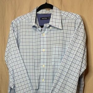 Nautica 100% Cotton Casual Button Up - Large